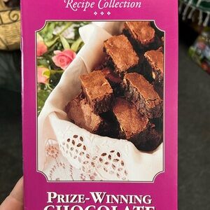 Prize-Winning Chocolate Brownie Recipe Book